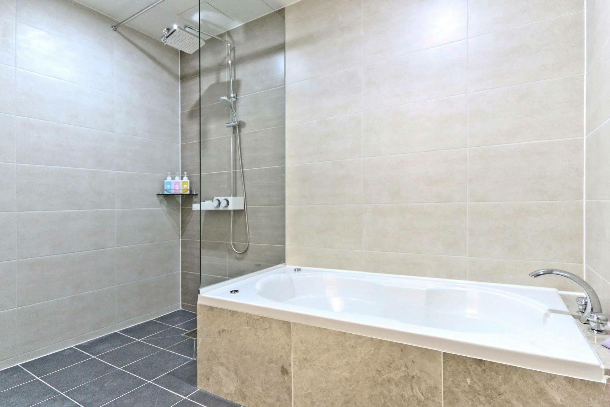בוסאן Hotel Home מראה חיצוני תמונה